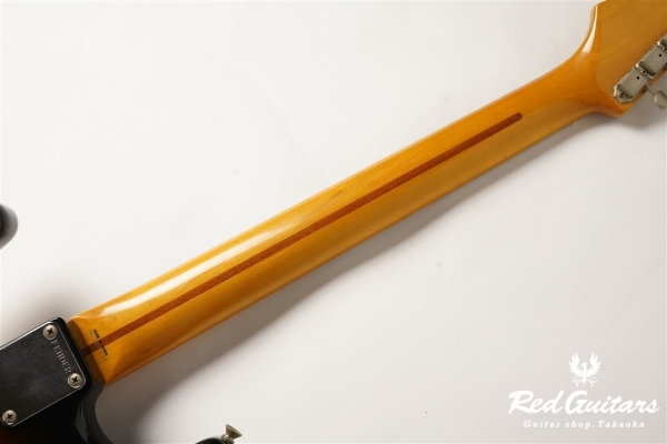 ST57-650 - 2 Tone Sunburst